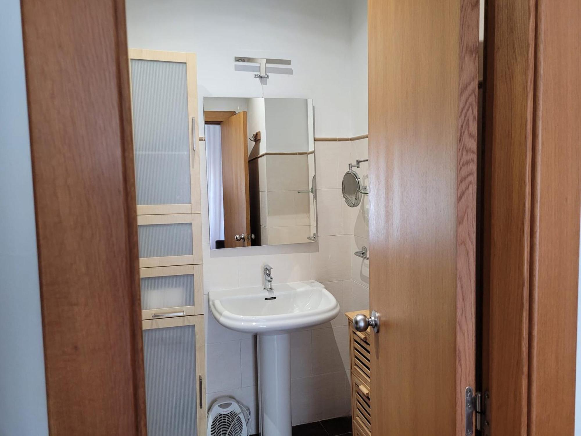 Living Valencia Apartments - Merced المظهر الخارجي الصورة