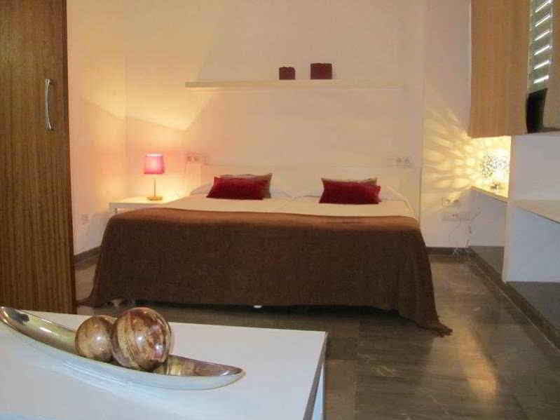 Living Valencia Apartments - Merced المظهر الخارجي الصورة
